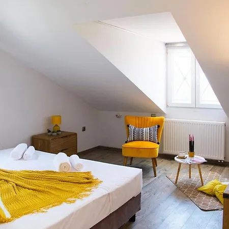 Serenity Domus Holiday home *